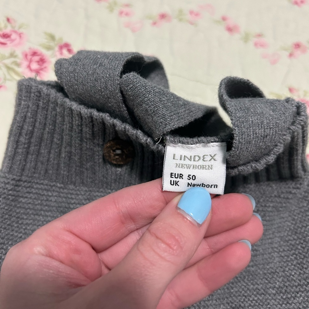 Lindex grey knit overalls size newborn - Picture 3 of 4